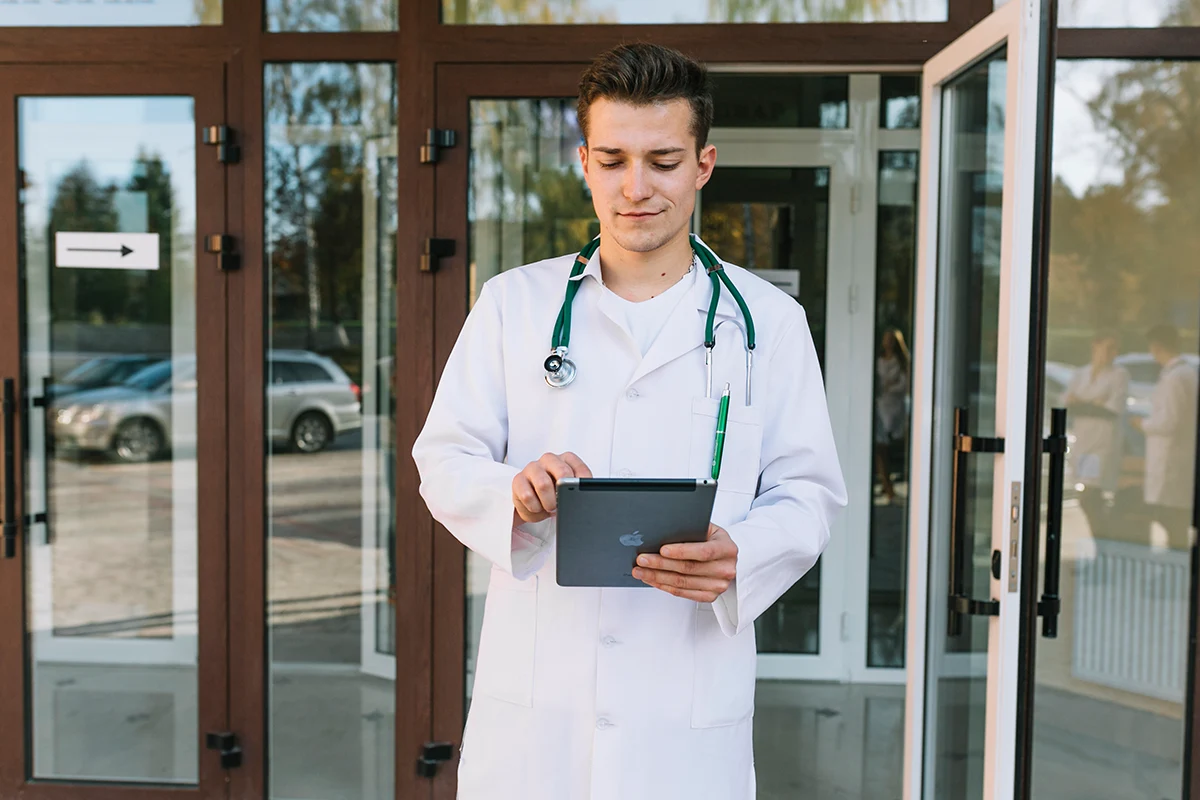 After Hours Doctor: How to Get Medical Care Outside Regular Clinic Hours